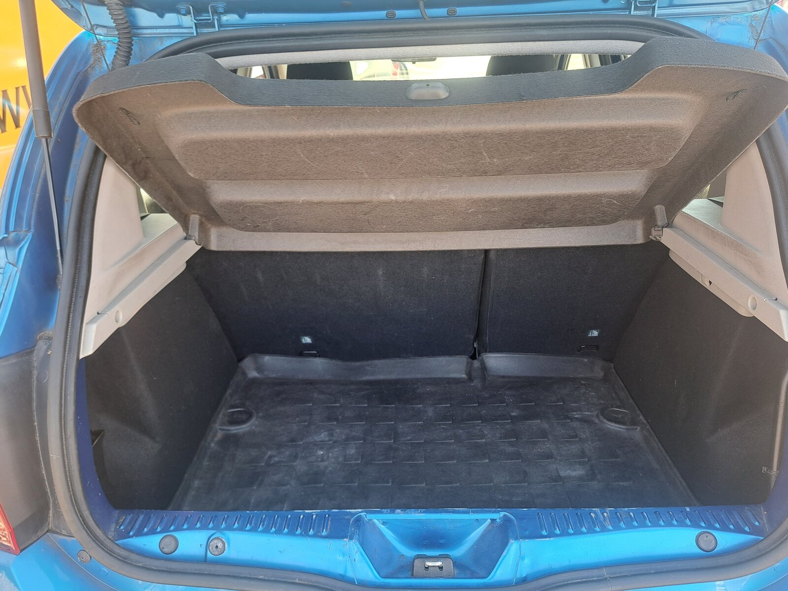 DACIA Sandero Tce 90 Stepway Ambiance, Benzin, Occasion / Gebraucht, Handschaltung - 4