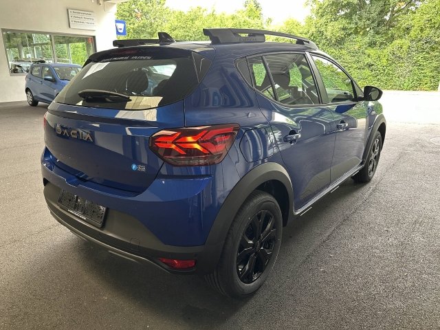 DACIA Sandero Stepway extreme+ TCe 90 auto, Petrol, New car, Automatic - 5