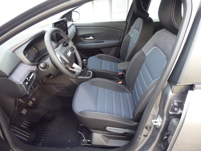DACIA Sandero 1.0 TCe 100 Journey, Petrol, New car, Manual - 6