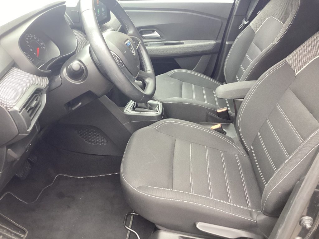 DACIA SANDERO 1.0 TCe Expression, Essence, Occasion / Utilisé, Automatique - 7