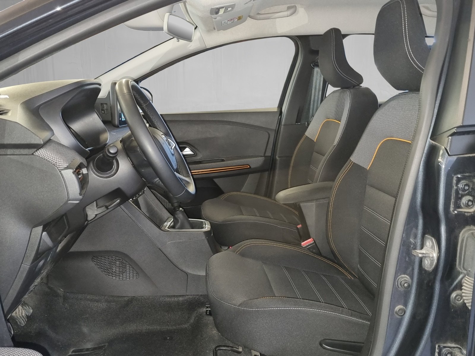DACIA Sandero 1.0 TCe Stepway Comfort, Benzin, Occasion / Gebraucht, Handschaltung - 7