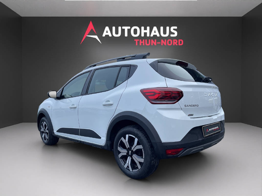 DACIA Sandero 1.0 TCe Stepway Comfort, Benzin, Occasion / Gebraucht, Automatik - 3