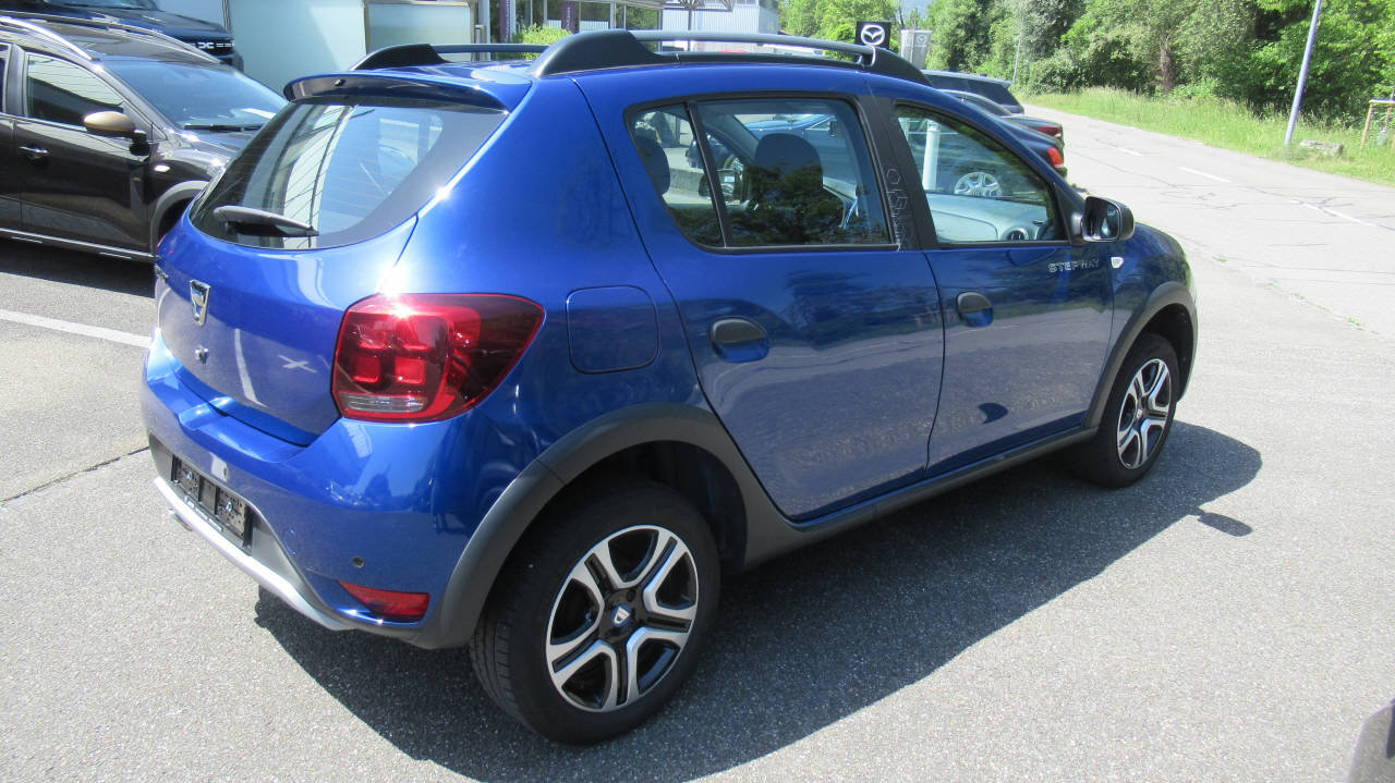 DACIA Sandero 0.9 TCe Celebration S/S, Petrol, Second hand / Used, Manual - 4