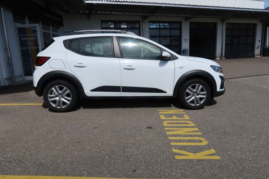 DACIA Sandero 1.0 TCe Stepway Comfort, Benzin, Occasion / Gebraucht, Handschaltung - 3