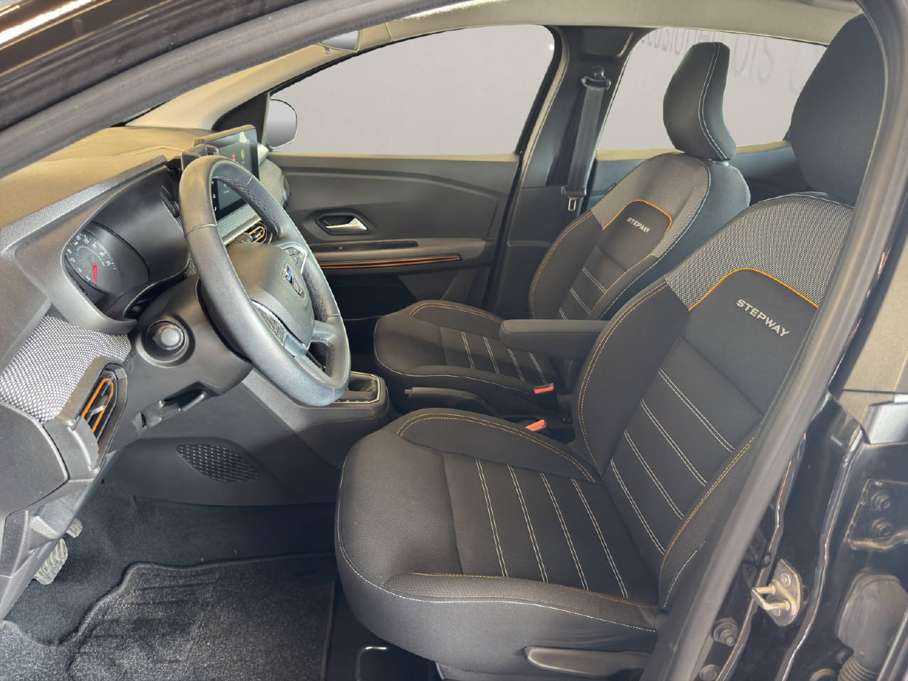 DACIA Sandero 1.0 TCe Stepway Comfort, Benzin, Occasion / Gebraucht, Automatik - 5