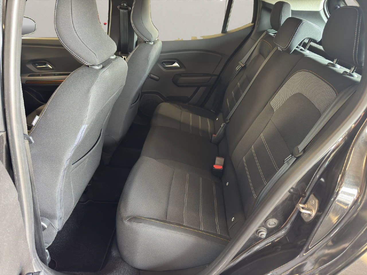 DACIA Sandero 1.0 TCe Stepway Comfort, Benzin, Occasion / Gebraucht, Automatik - 6