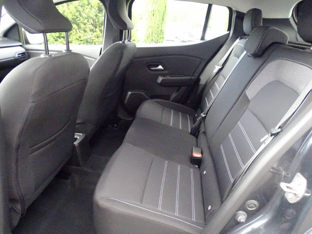DACIA Sandero 1.0 TCe Comfort, Benzin, Occasion / Gebraucht, Handschaltung - 6