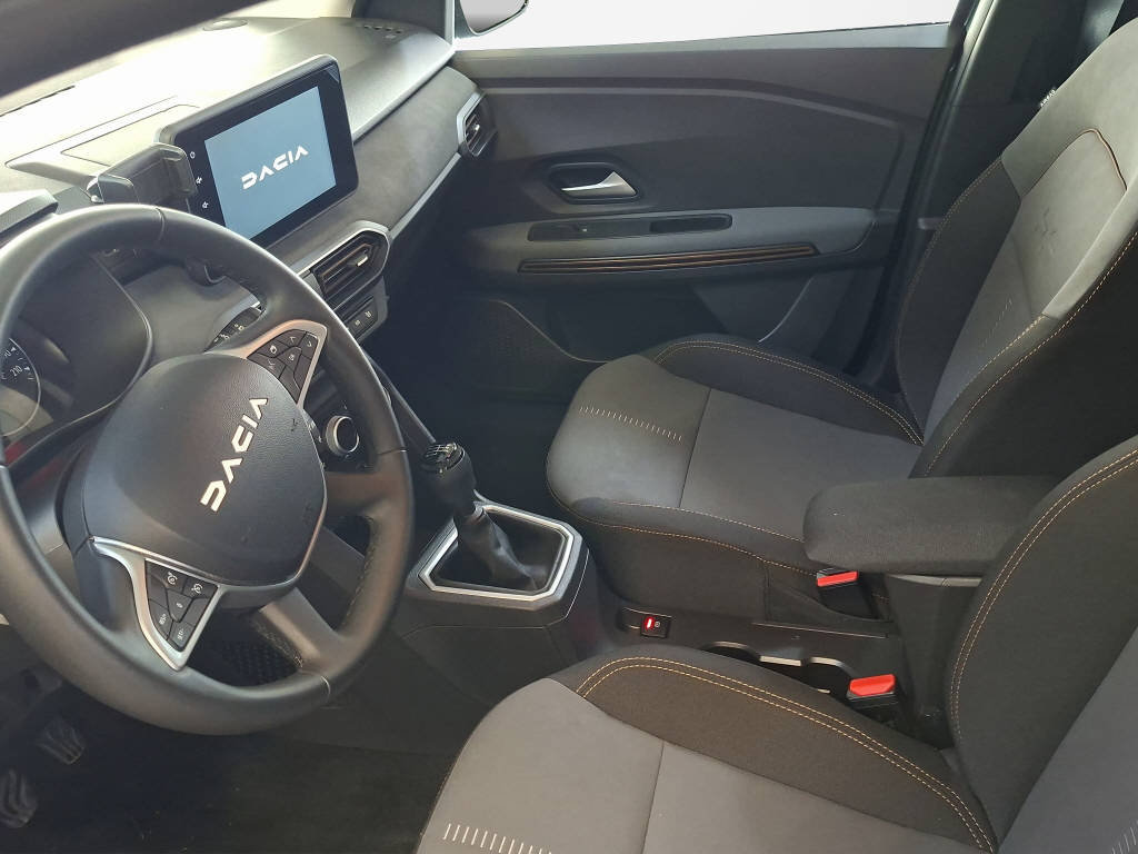 DACIA Sandero 1.0 TCe 110 Stepway Extreme+, Benzin, Occasion / Gebraucht, Handschaltung - 5