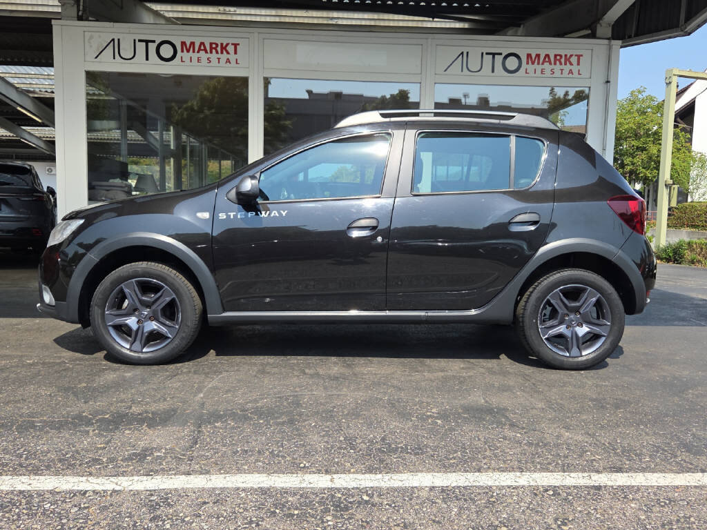 DACIA Sandero 0.9 TCe Stepway Lauréate S/S, Benzin, Occasion / Gebraucht, Handschaltung - 2