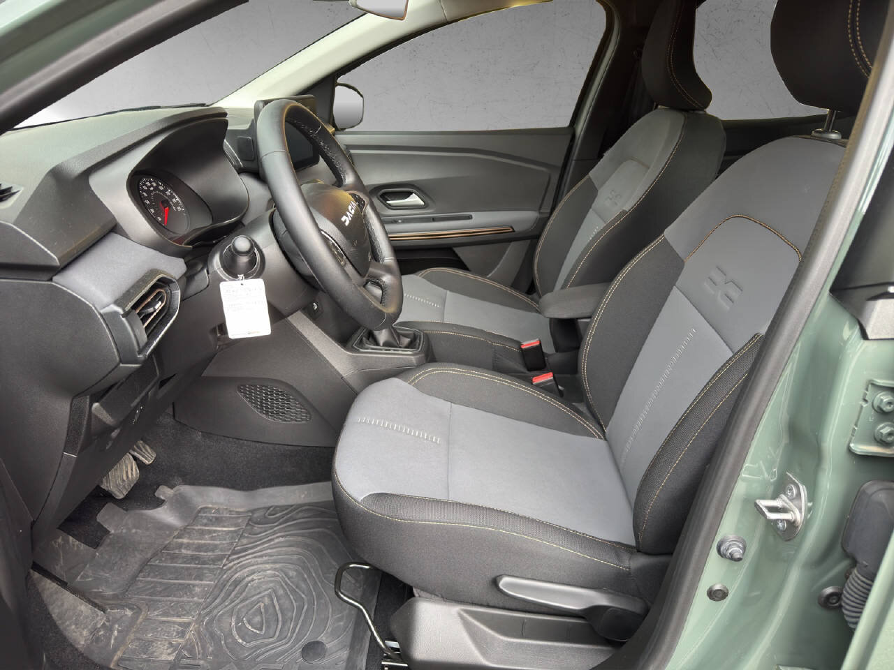 DACIA Sandero 1.0 TCe Stepway Extreme+, Essence, Occasion / Utilisé, Automatique - 4