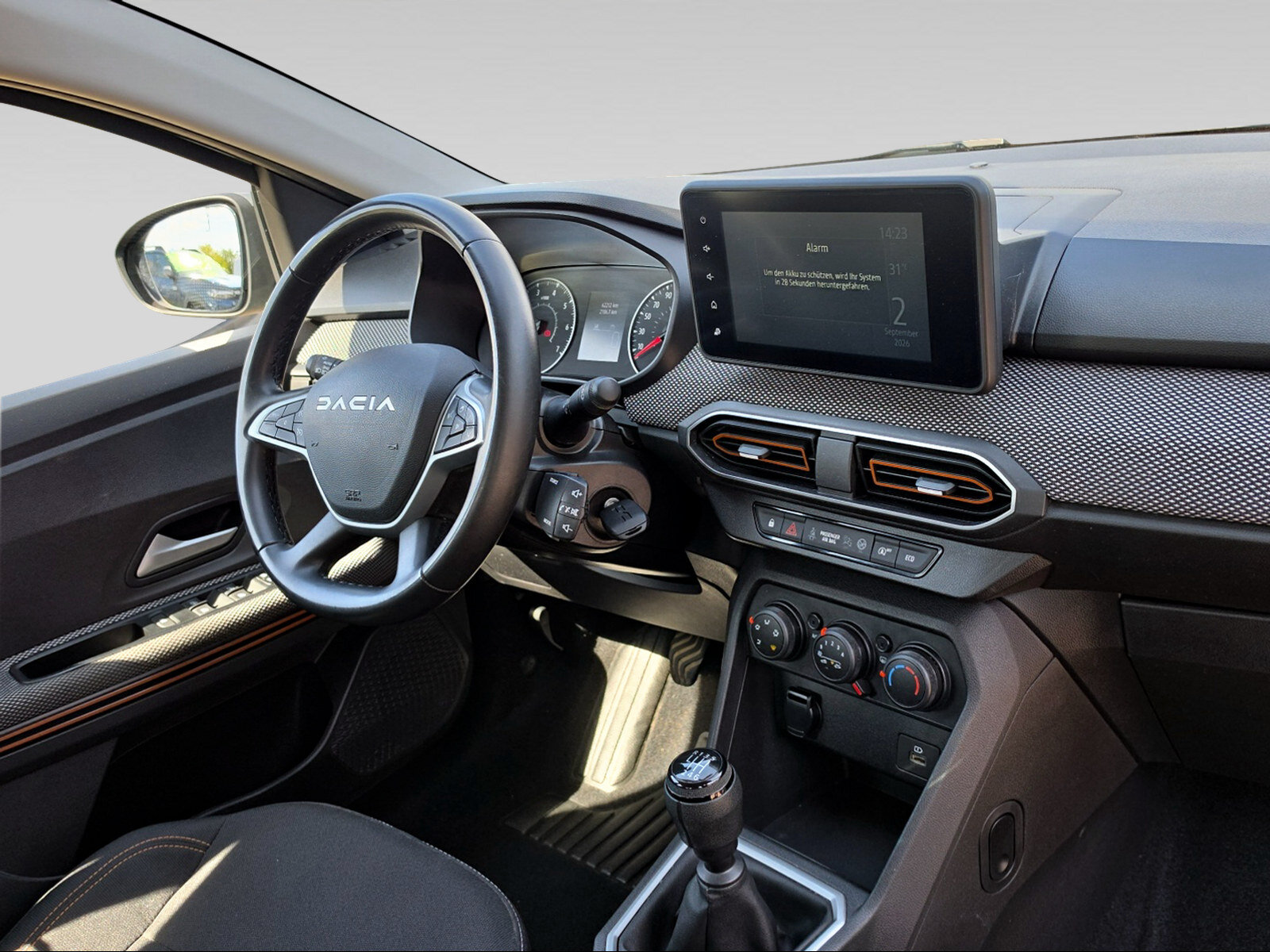 DACIA Sandero Stepway Expr. TCe 110, Essence, Occasion / Utilisé, Manuelle - 3