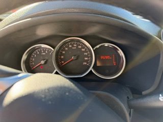 DACIA SANDERO 0.9 TCe Celebration S/S, Benzin, Occasion / Gebraucht, Automatik - 6