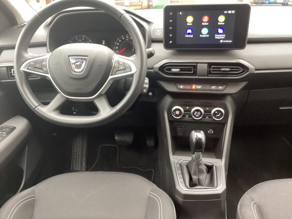 DACIA SANDERO 1.0 TCe Expression, Essence, Occasion / Utilisé, Automatique - 6