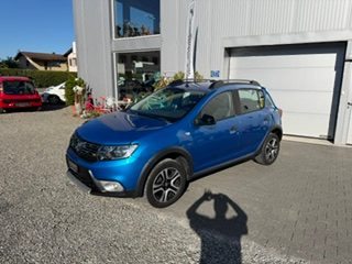 DACIA SANDERO 0.9 TCe Celebration S/S, Benzin, Occasion / Gebraucht, Automatik - 2