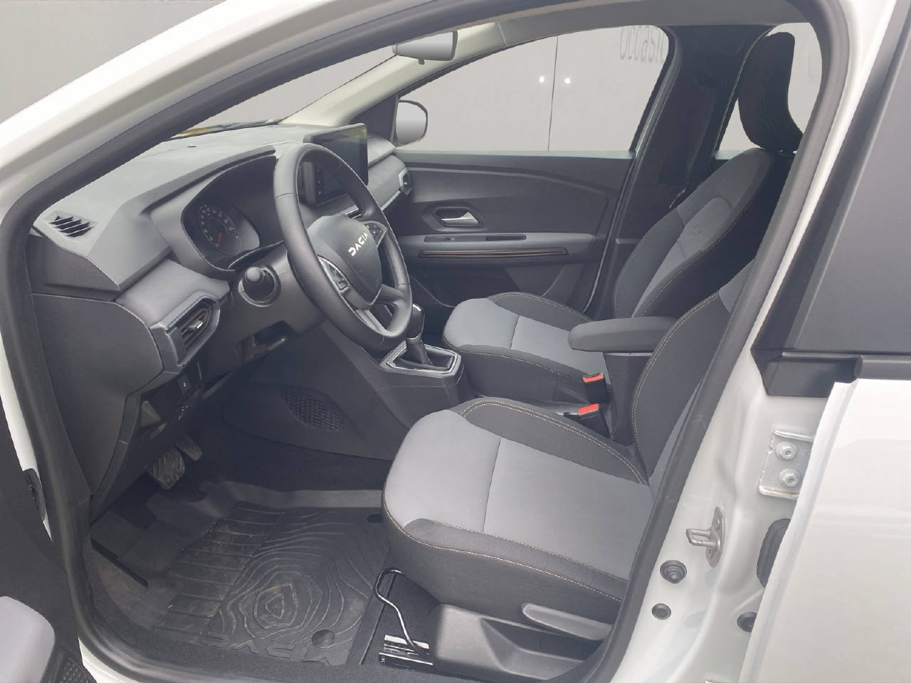 DACIA Sandero Stepway extreme+ TCe 90 auto, Benzin, Vorführwagen, Automatik - 7