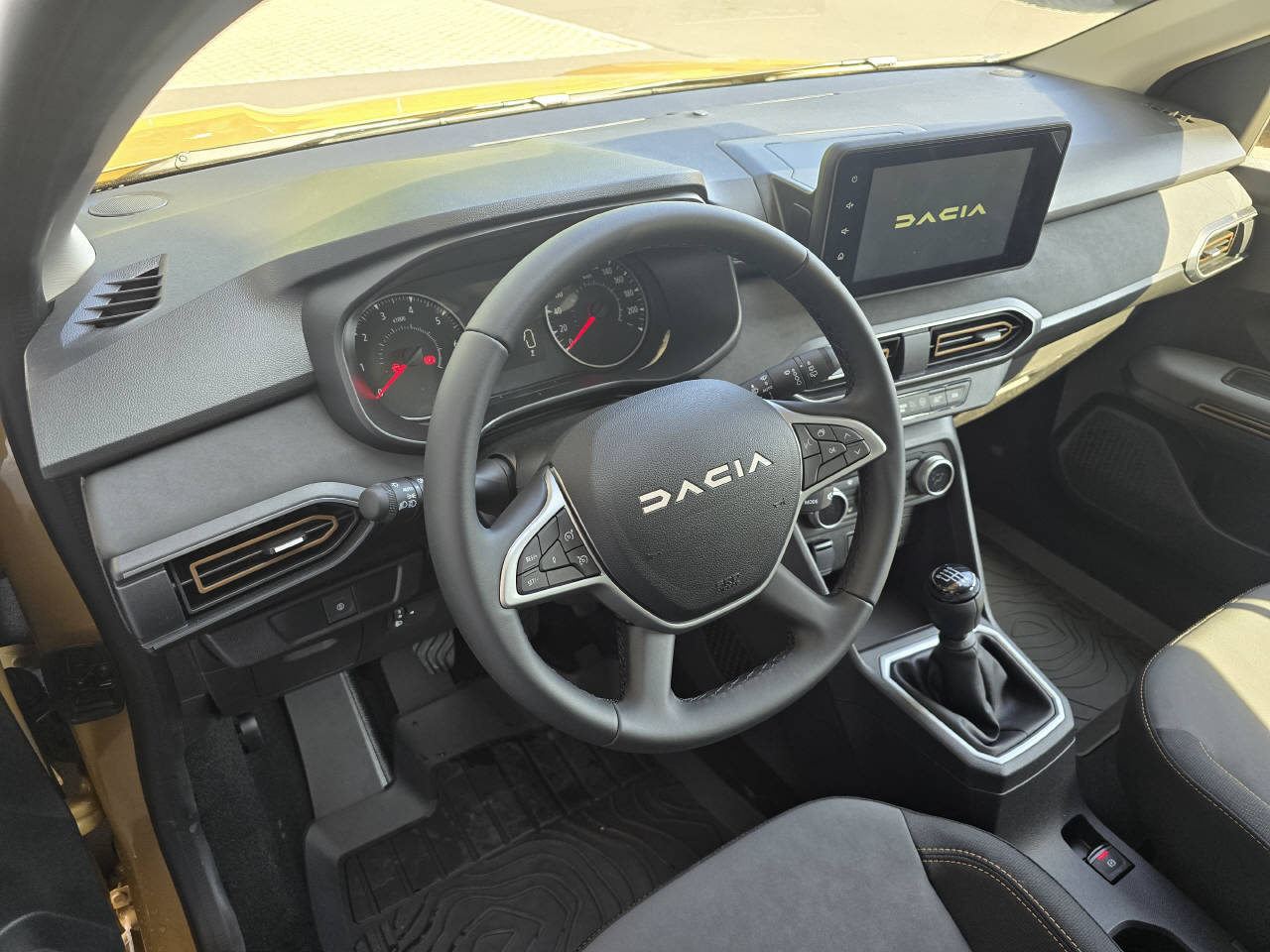 DACIA Sandero STEPWAY EXTREME TCe 110, Benzina, Auto dimostrativa, Manuale - 5