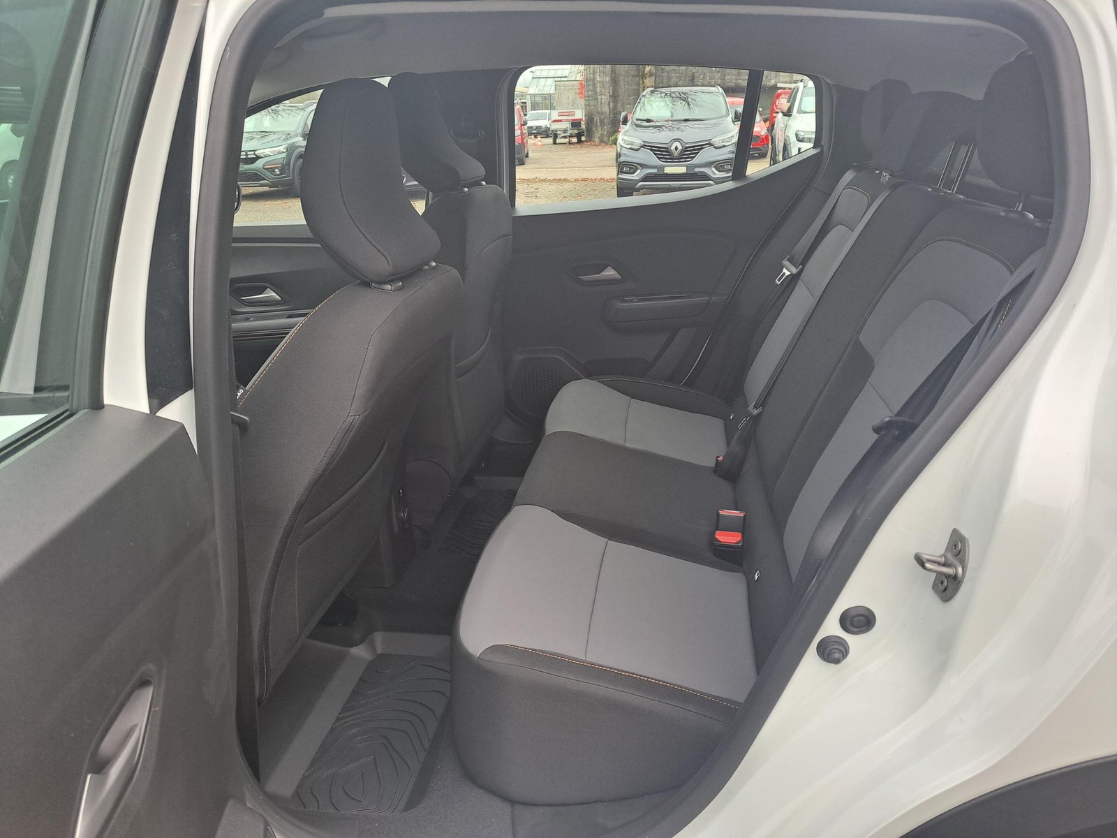 DACIA Sandero 1.0 TCe Stepway Extreme+, Benzin, Vorführwagen, Automatik - 7