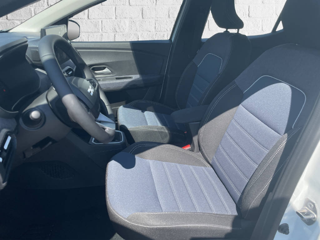 DACIA Sandero 1.0 TCe 100 Journey, Essence, Voiture de démonstration, Manuelle - 6