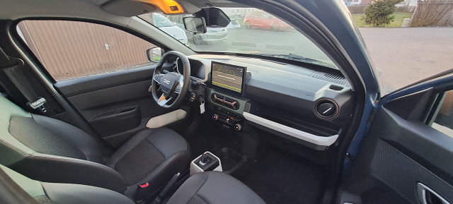 DACIA Spring 27 kWh Extreme, Elektro, Occasion / Gebraucht, Automatik - 6