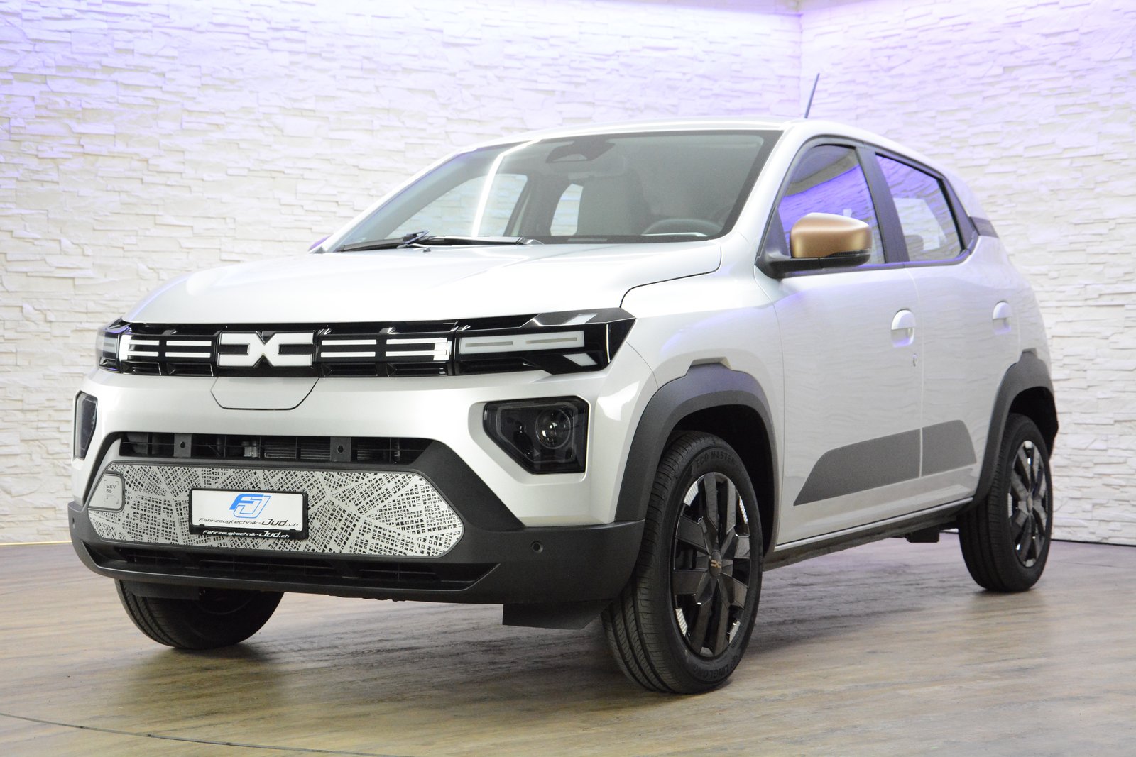 DACIA Spring Extreme *CCS-Ladeanschluss*