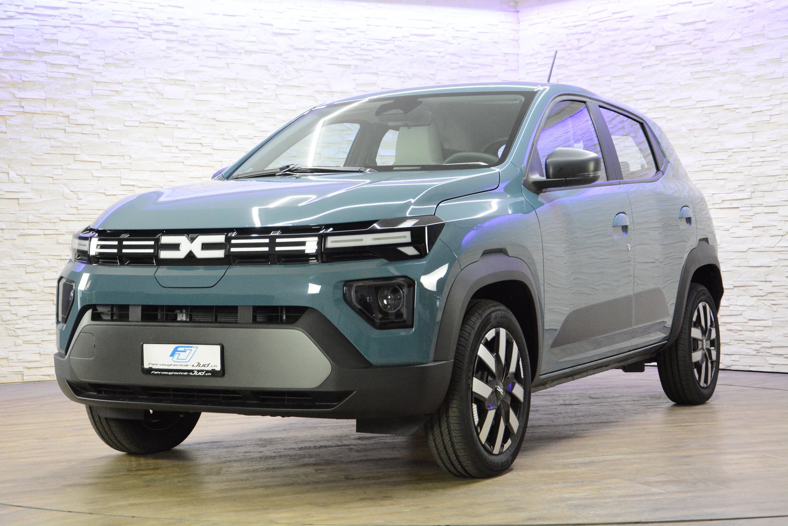 DACIA Spring Expression *CCS-Ladeanschluss*