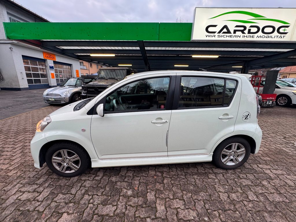 DAIHATSU Sirion 1.3 S eco 4WD, Petrol, Second hand / Used, Automatic - 3