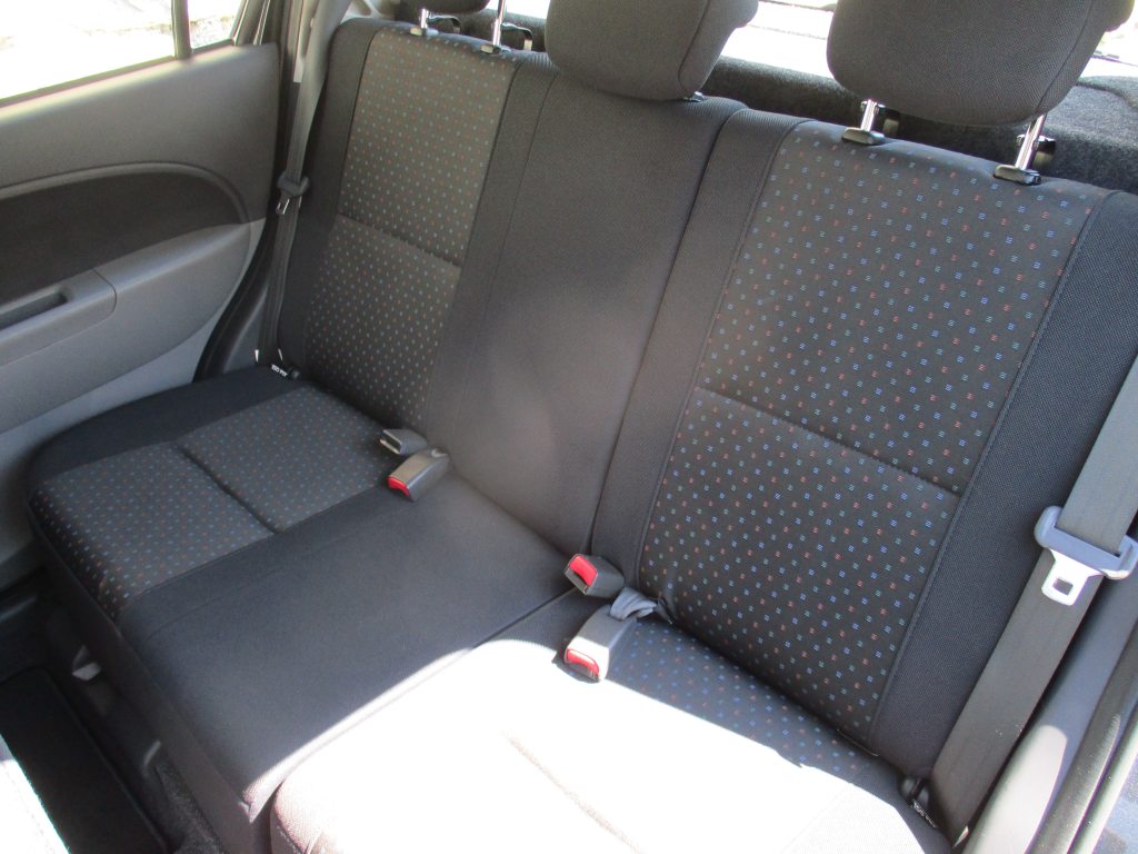 DAIHATSU SIRION 1.3 S eco 4WD, Benzin, Occasion / Gebraucht, Handschaltung - 6