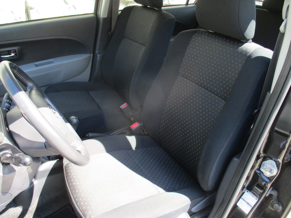 DAIHATSU SIRION 1.3 S eco 4WD, Benzin, Occasion / Gebraucht, Handschaltung - 5