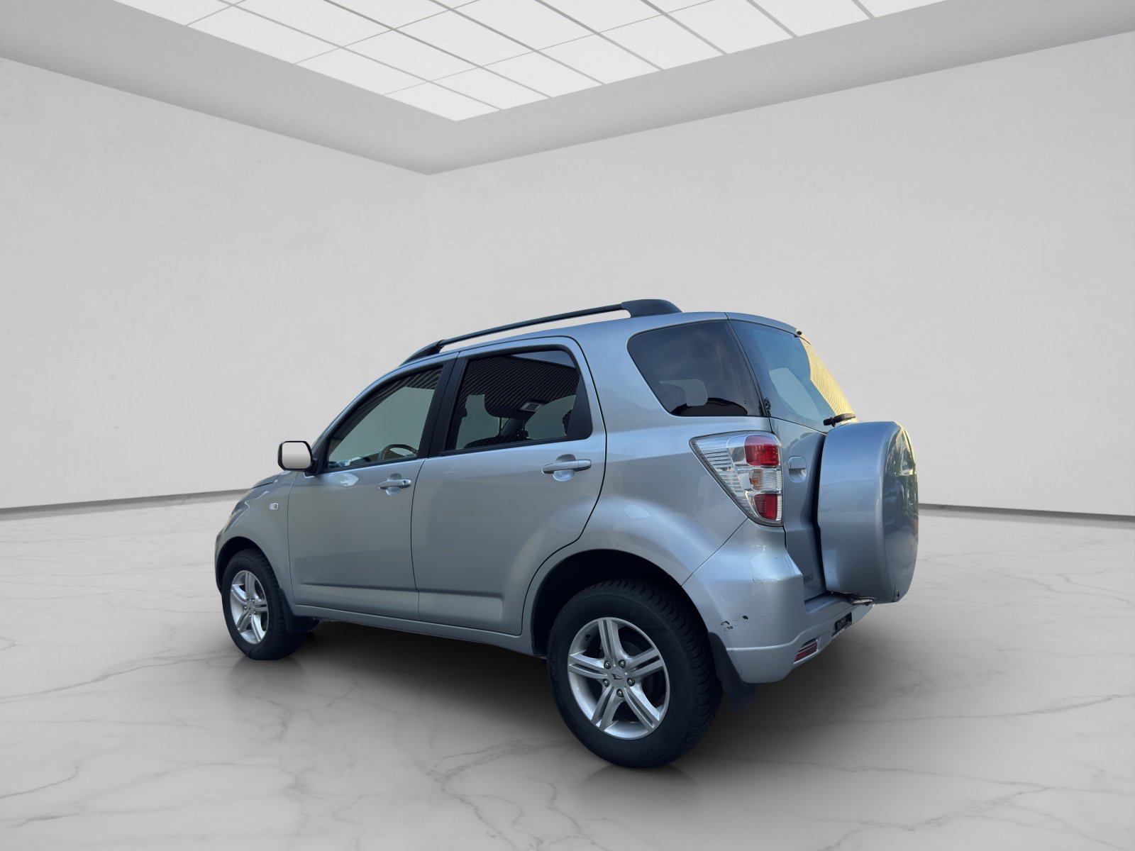 DAIHATSU Terios 1.5 16V SX 4WD, Petrol, Second hand / Used, Manual - 4