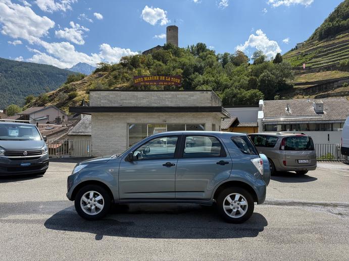 DAIHATSU Terios 1.5 16V 4WD Automatic, Petrol, Second hand / Used, Automatic