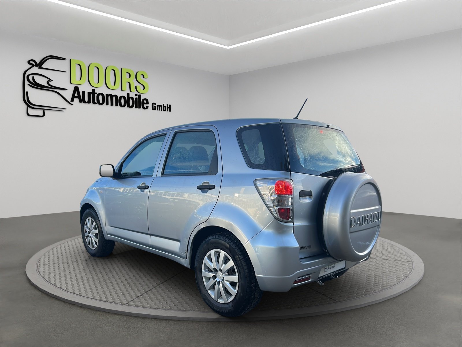 DAIHATSU Terios 1.5 16V 4WD Automatic, Petrol, Second hand / Used, Automatic - 6