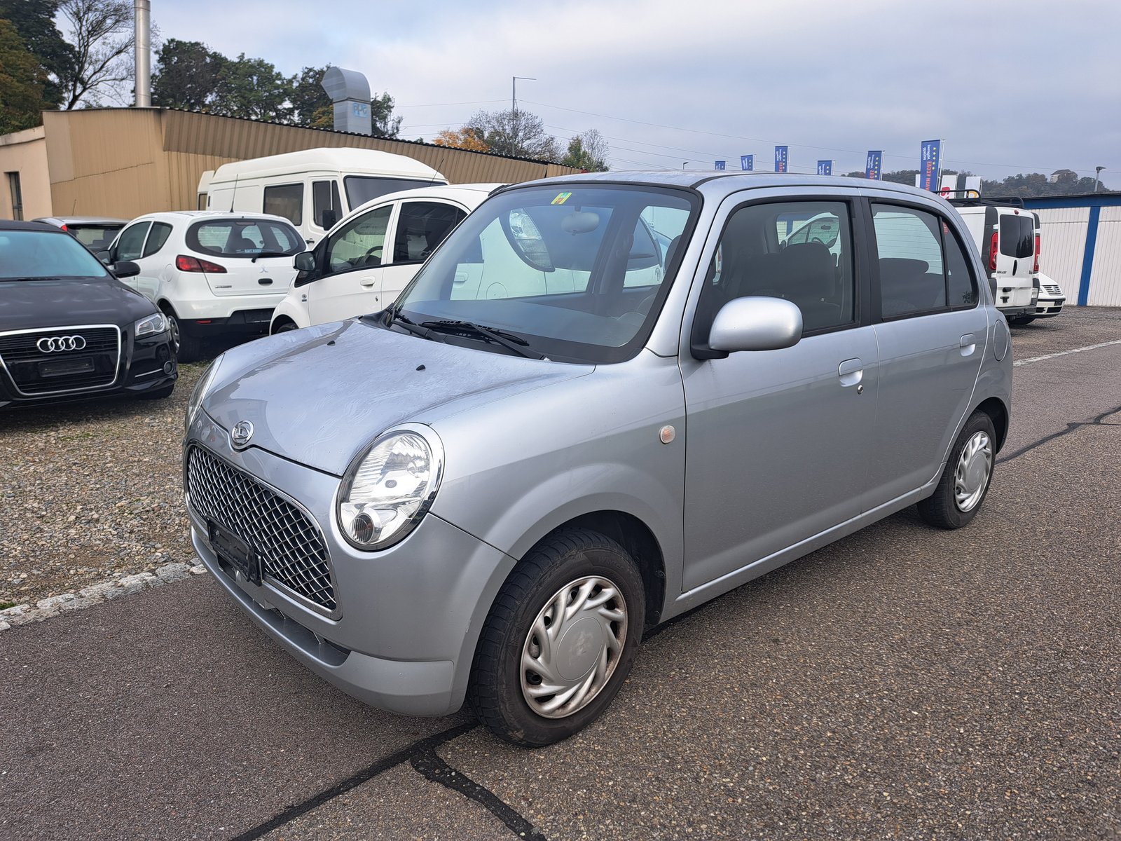 DAIHATSU Trevis 1.0, Petrol, Second hand / Used, Manual - 4