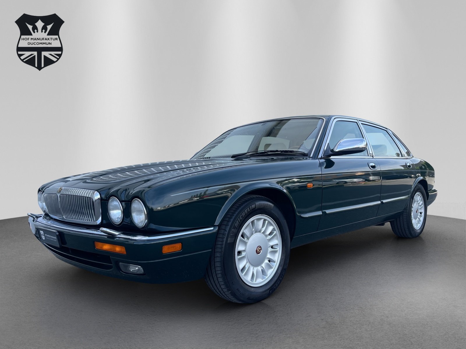 DAIMLER 4.0 Six