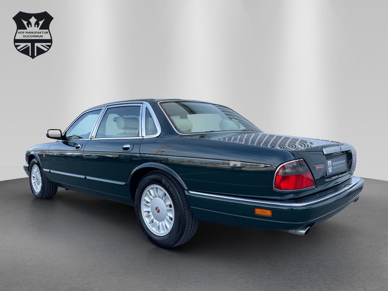 DAIMLER 4.0 Six, Benzin, Occasion / Gebraucht, Automatik - 4