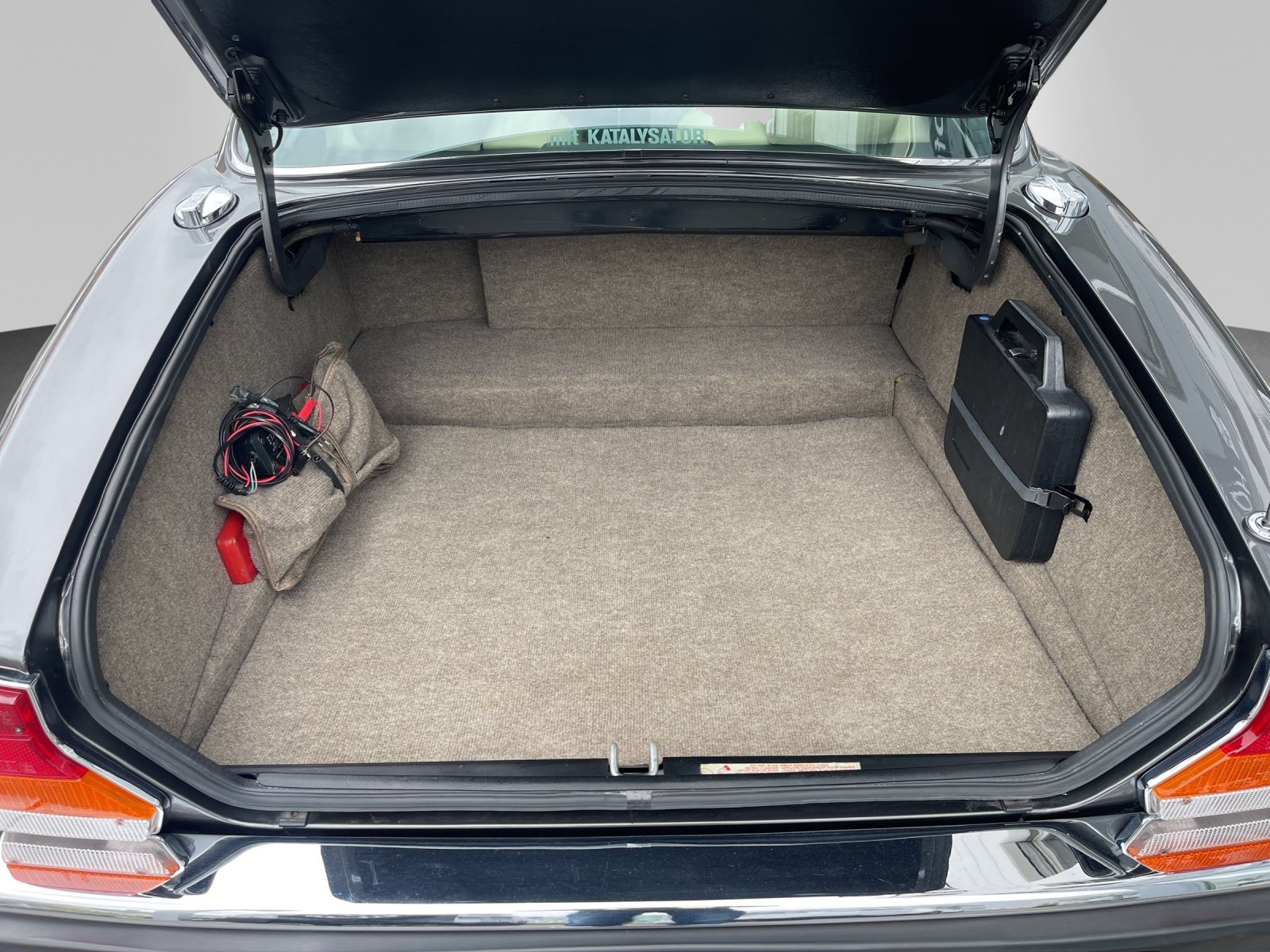 DAIMLER 5.3 Double Six, Petrol, Second hand / Used, Automatic - 7