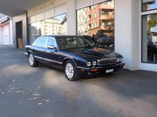 DAIMLER V8 4.0 S/C, Petrol, Second hand / Used, Automatic - 4