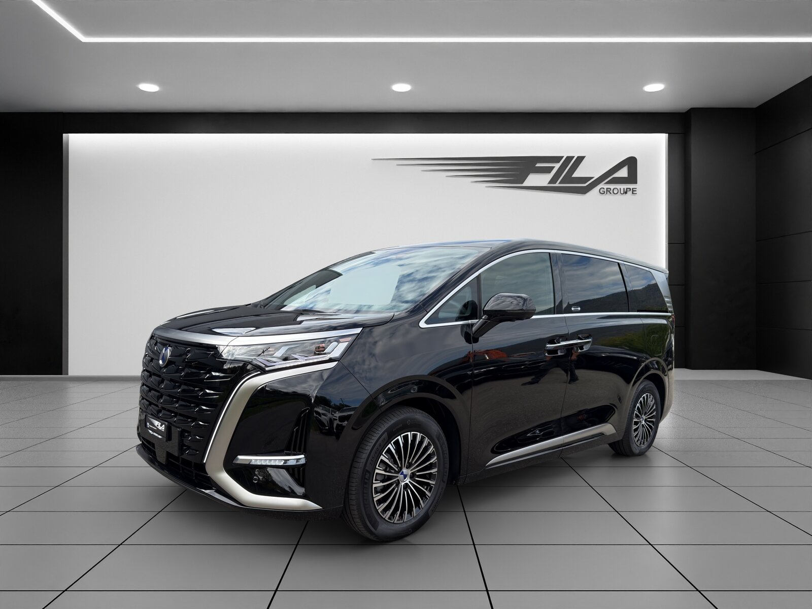 DENZA D9 GT DM-i Ultimate AW, Plug-in-Hybrid Petrol/Electric, New car, Automatic - 2