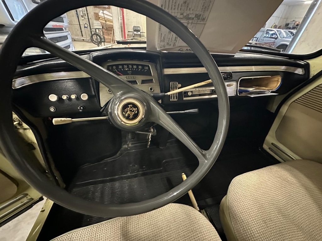 DKW Oldtimer, Benzin, Oldtimer, Handschaltung - 5