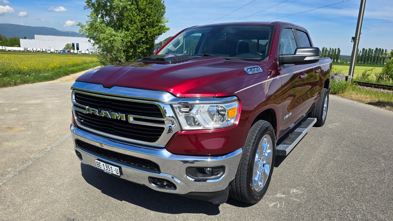 DODGE 1500 Crew Cab 5.7 Hemi Bighorn