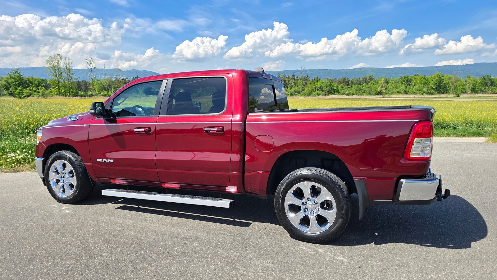 DODGE 1500 Crew Cab 5.7 Hemi Bighorn, Essence, Occasion / Utilisé, Automatique - 5