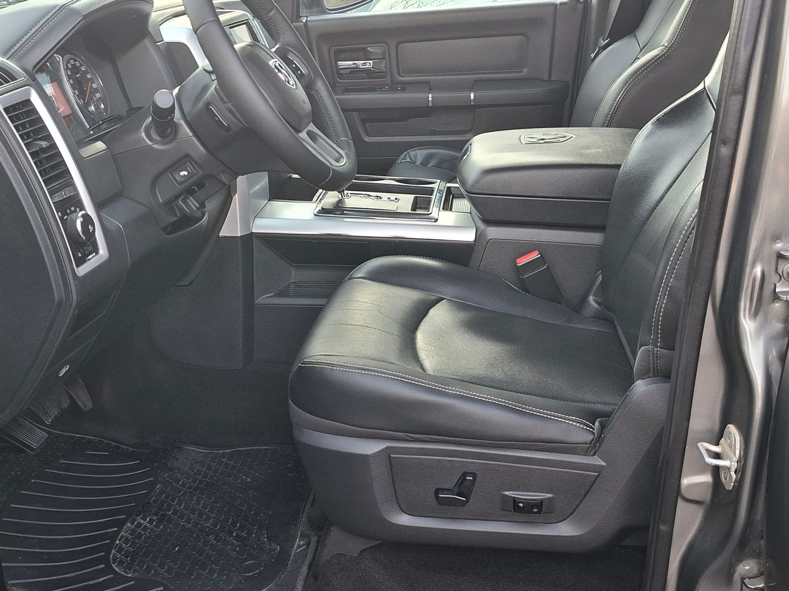 DODGE 1500 HEMI 5700, Essence, Occasion / Utilisé, Automatique - 7