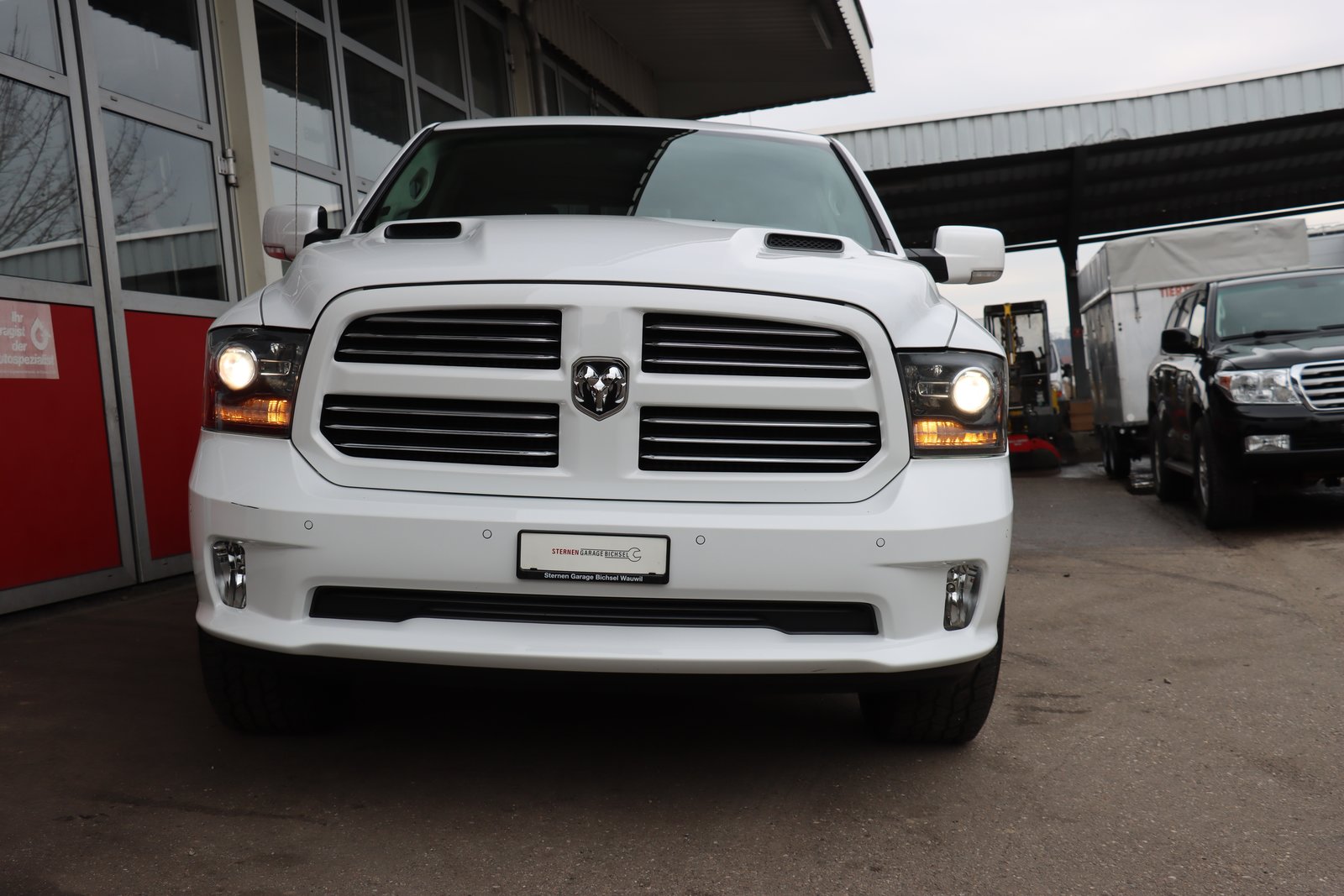 DODGE 1500 CrewCap Sport, Essence, Occasion / Utilisé, Automatique - 3