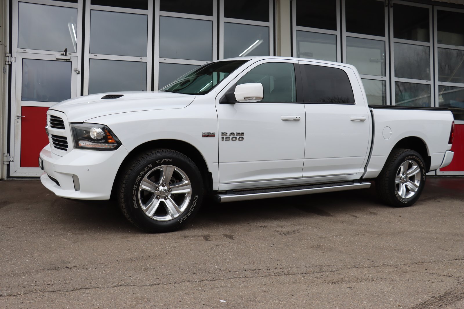 DODGE 1500 CrewCap Sport, Essence, Occasion / Utilisé, Automatique - 5
