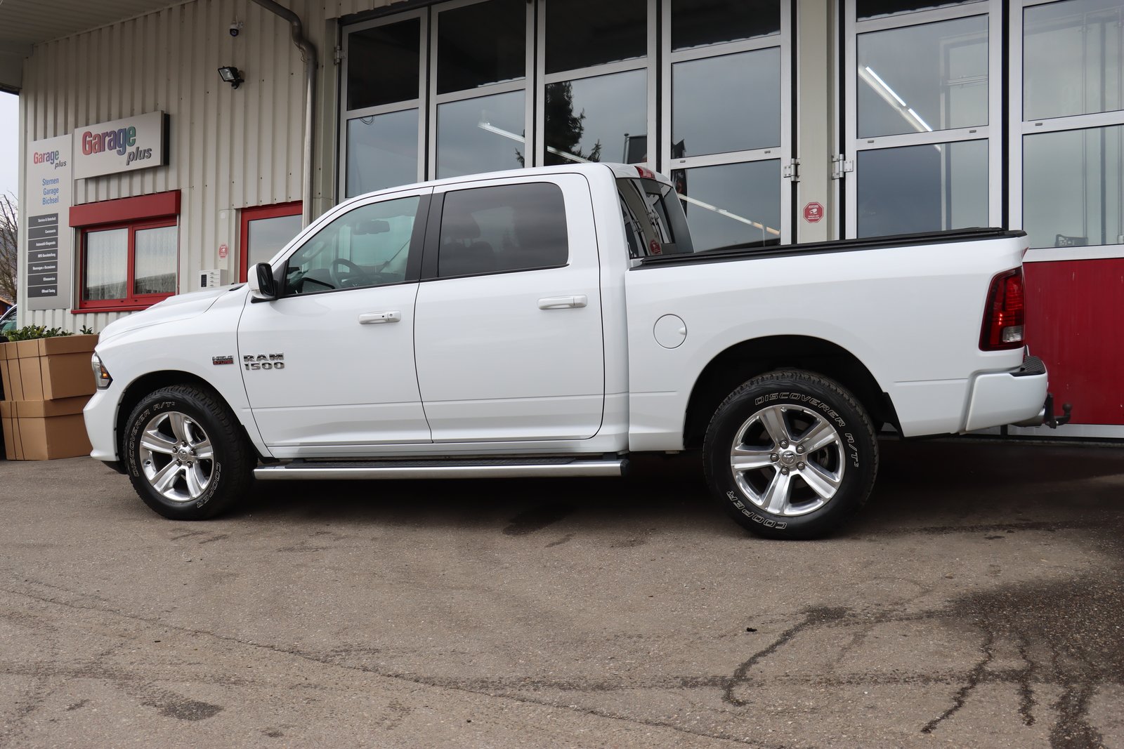 DODGE 1500 CrewCap Sport, Essence, Occasion / Utilisé, Automatique - 6