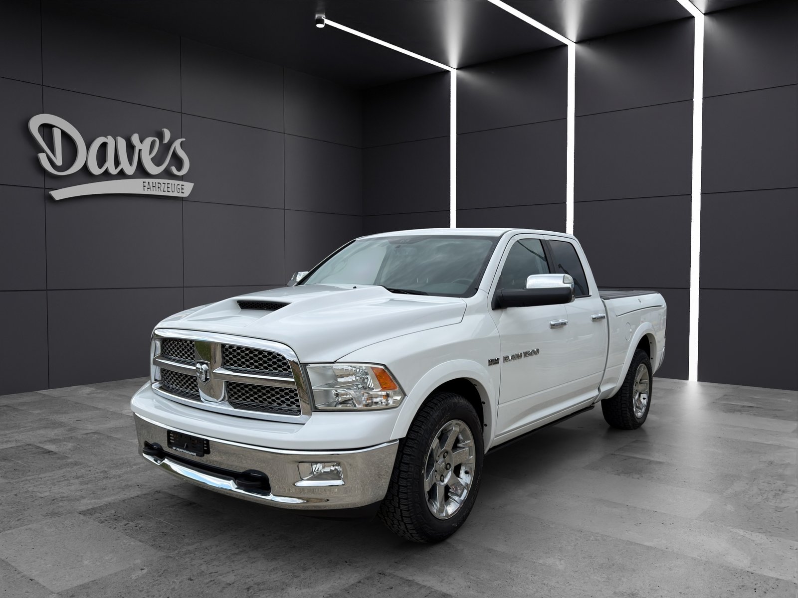 DODGE 1500 HEMI V8 Laramie 5.7