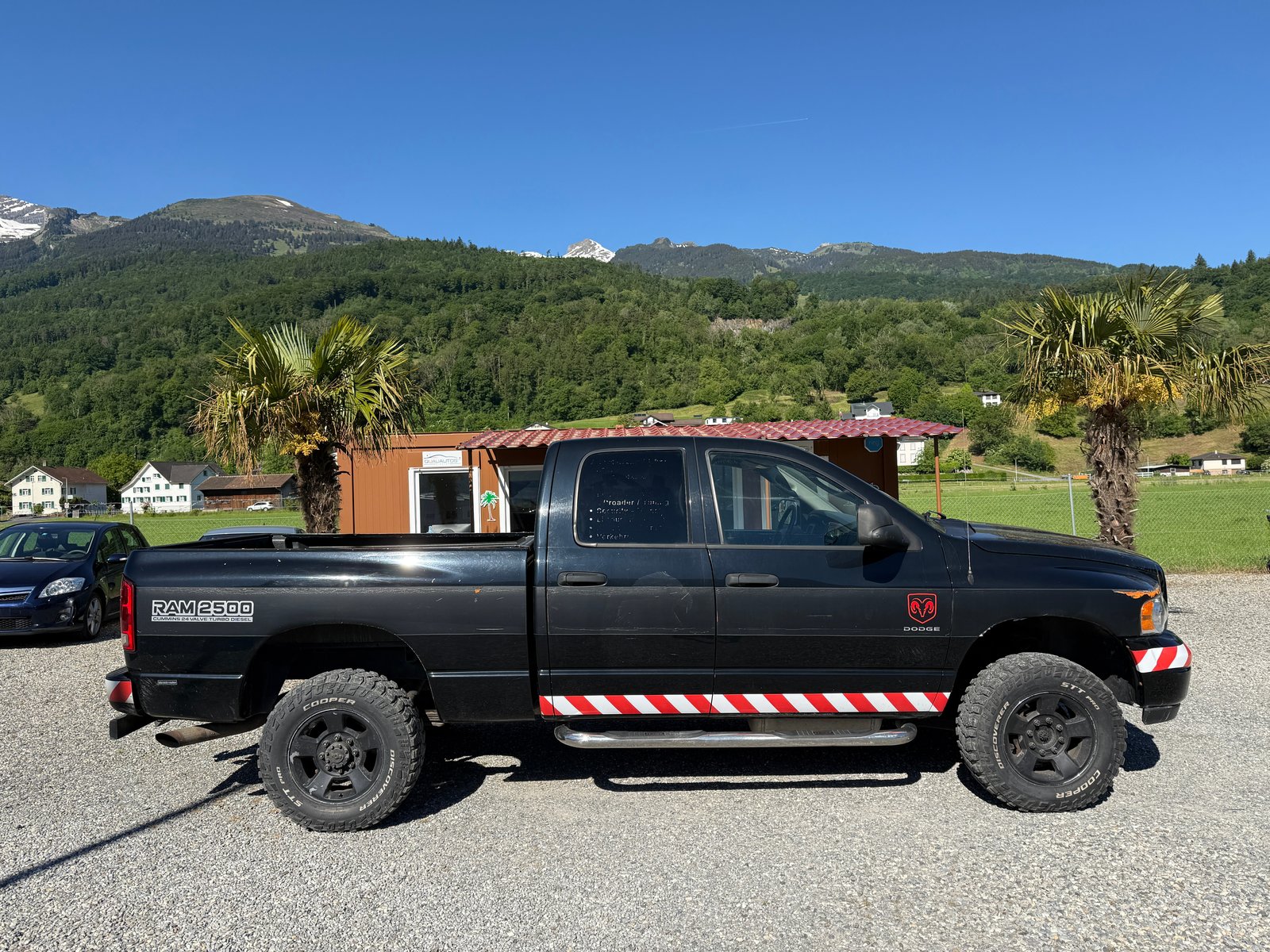 DODGE 2500 SLT QUAD CAB 5.9 Cummins, Diesel, Second hand / Used, Manual - 2