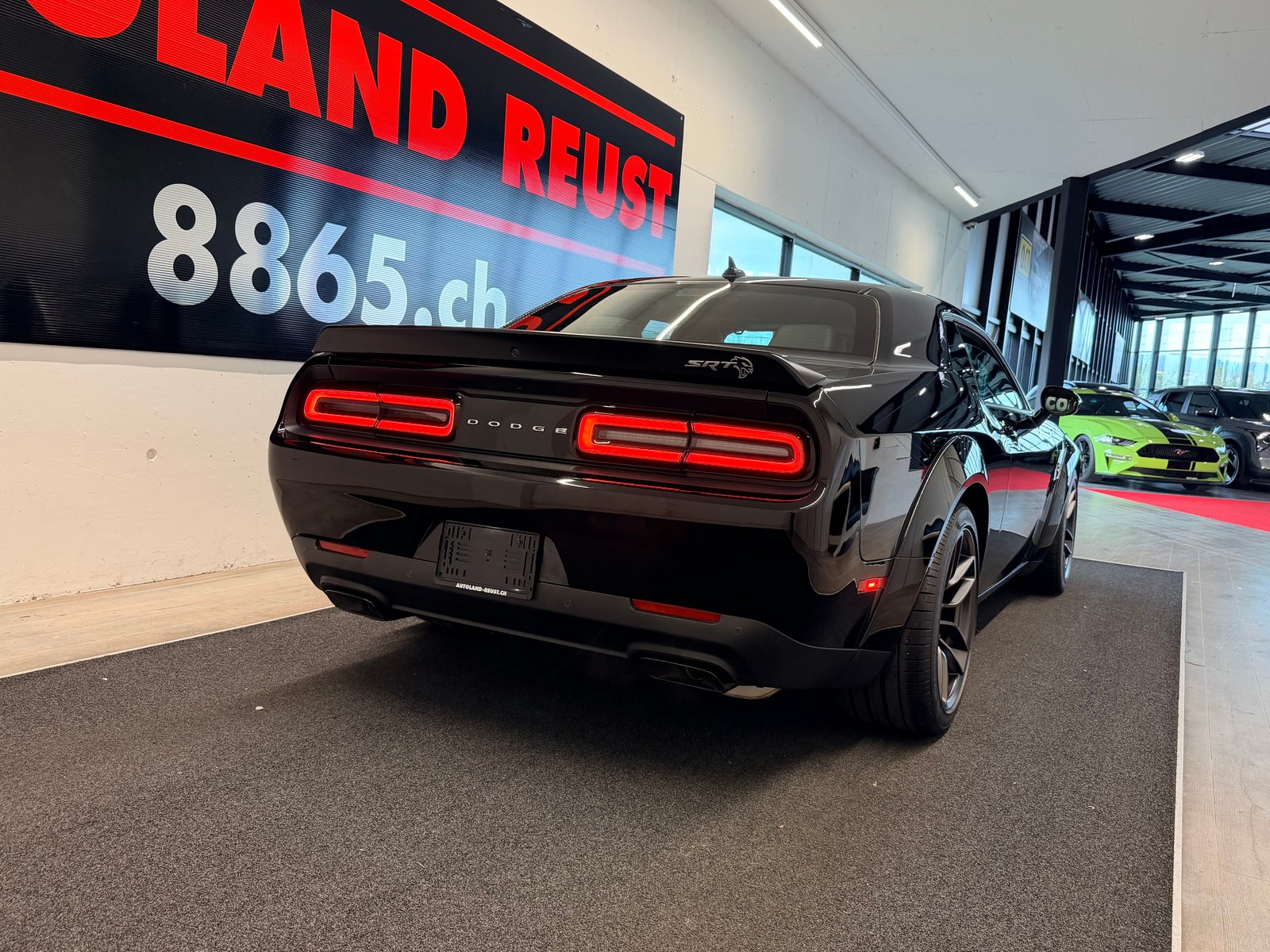 DODGE Challenger Hellcat Widebody 6.2 V8 Kompressor 727PS, Benzin, Neuwagen, Automatik - 6