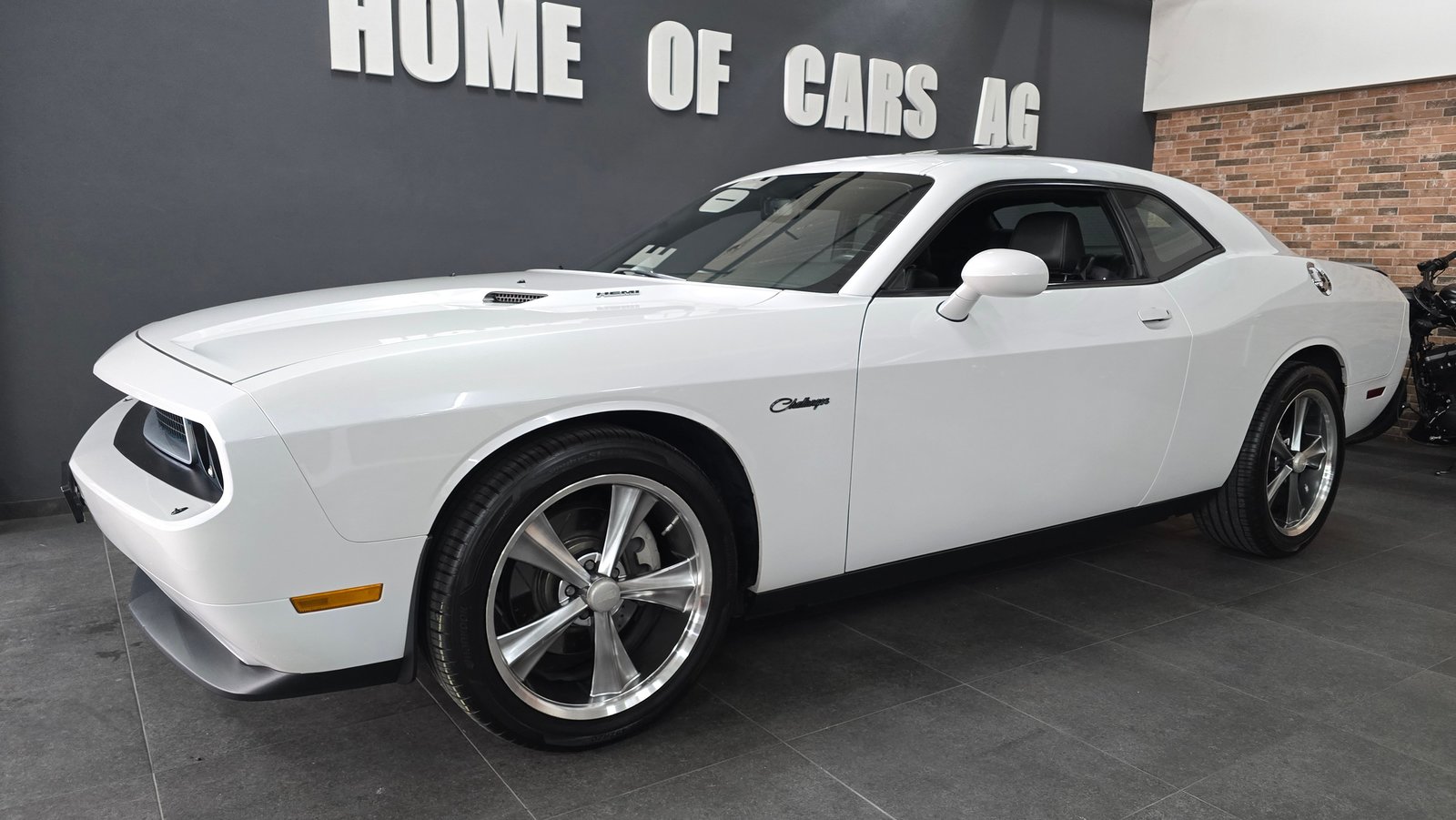 DODGE Challenger 5.7 V8 HEMI R/T, Essence, Occasion / Utilisé, Automatique - 3