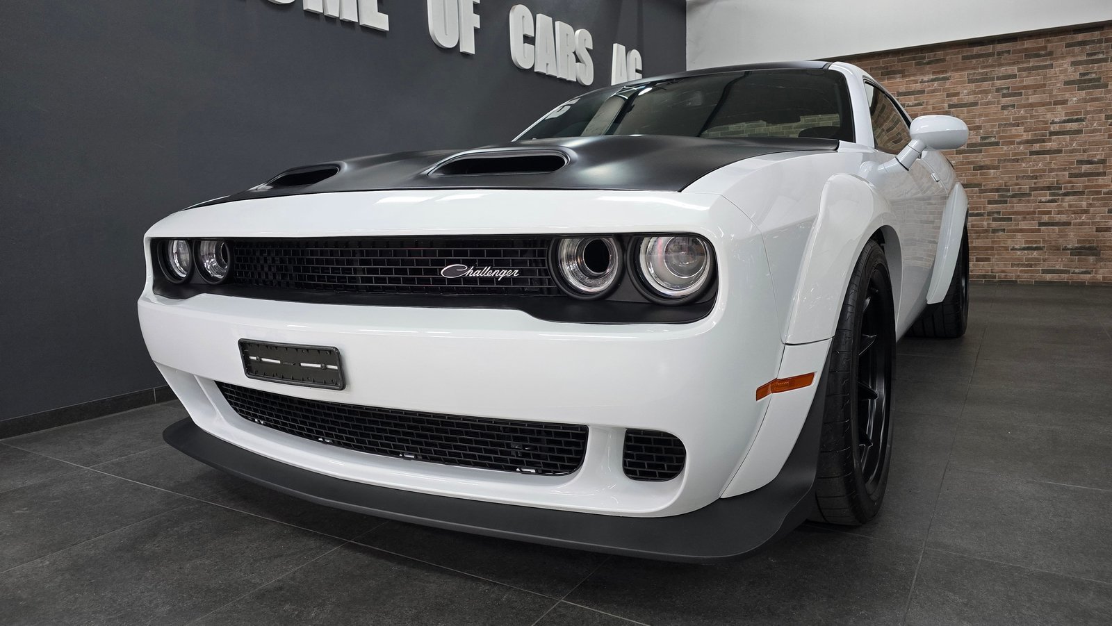 DODGE Challenger 5.7 V8 HEMI T/A Widebody Kit