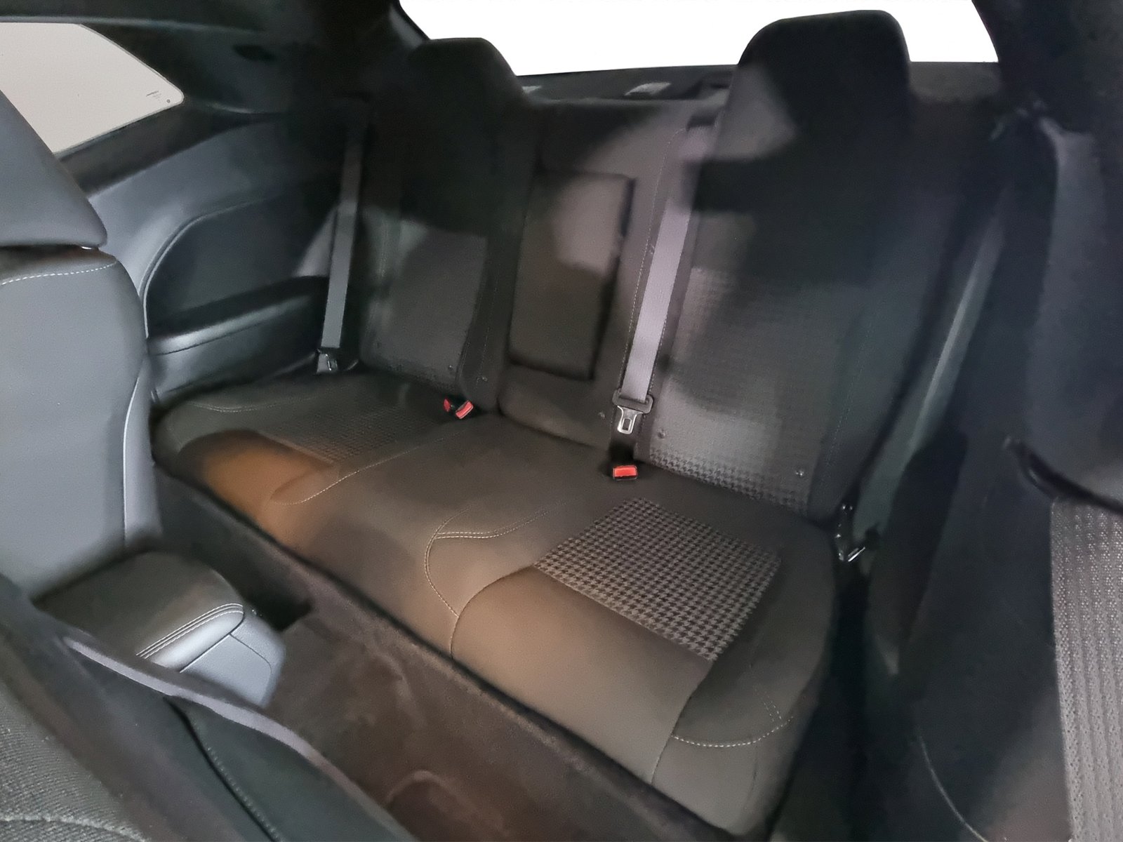 DODGE Challenger 3.6 V6 SXT 8-Stufen Aut., Essence, Occasion / Utilisé, Automatique - 7